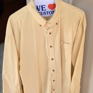 Men’s corduroy button down shirt 👔